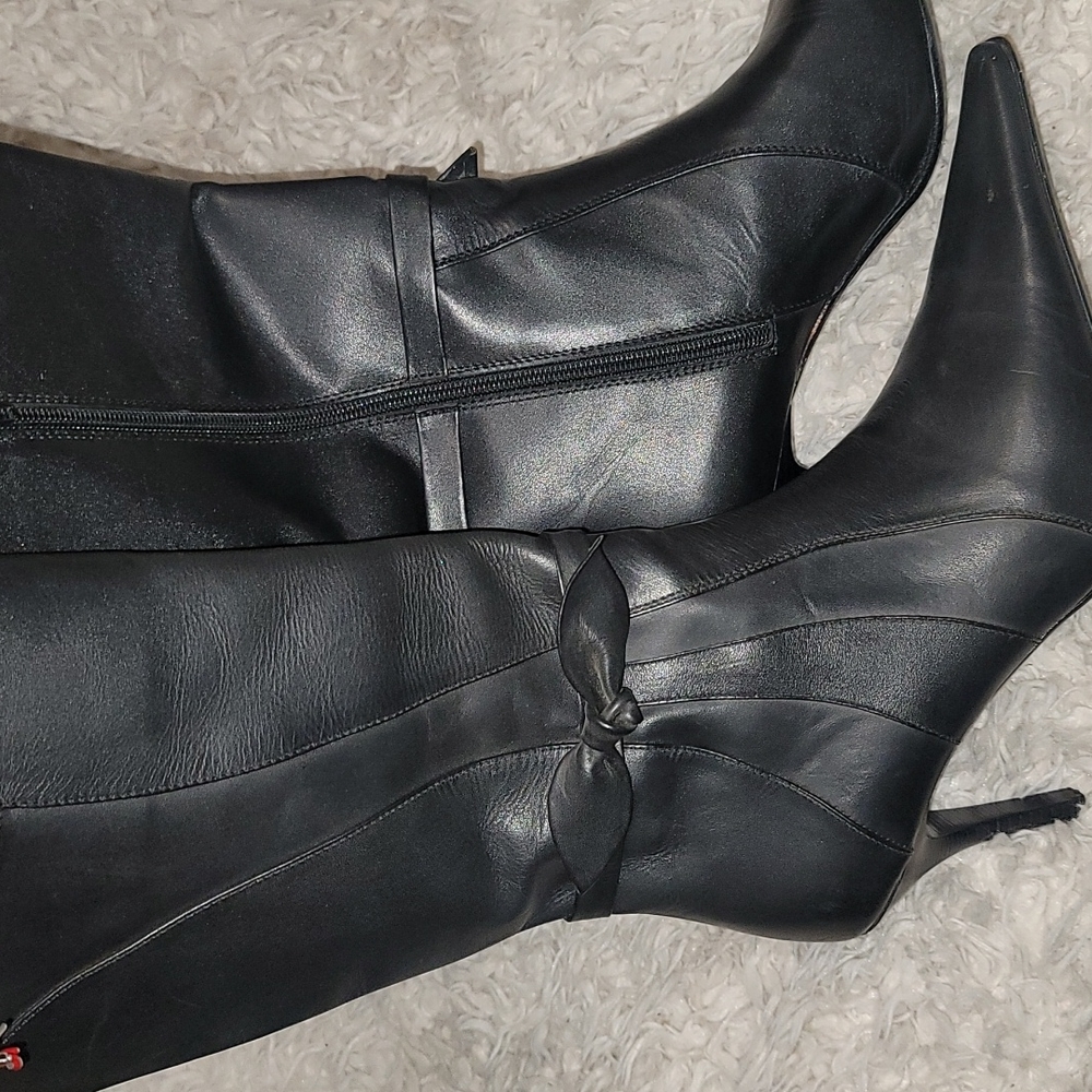 Black boots